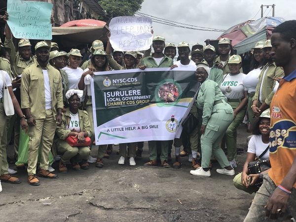 Corps Members Carry Out Charity CDS Project in Lagos